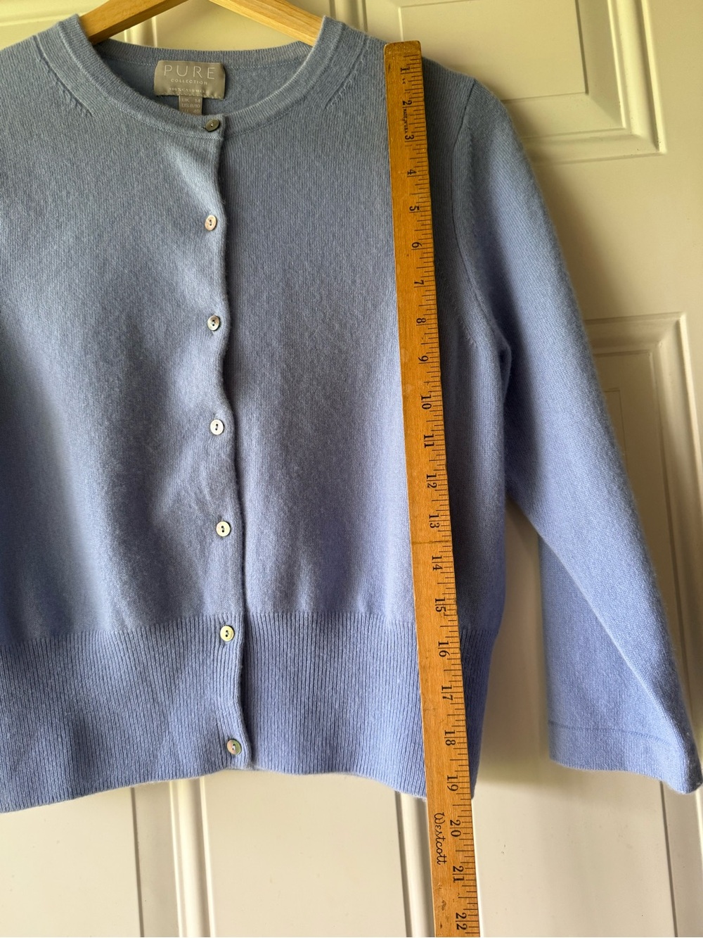 PURE Collection Cashmere Light Blue 3/4 Sleeve Crewneck Cardigan - Picture 5 of 7